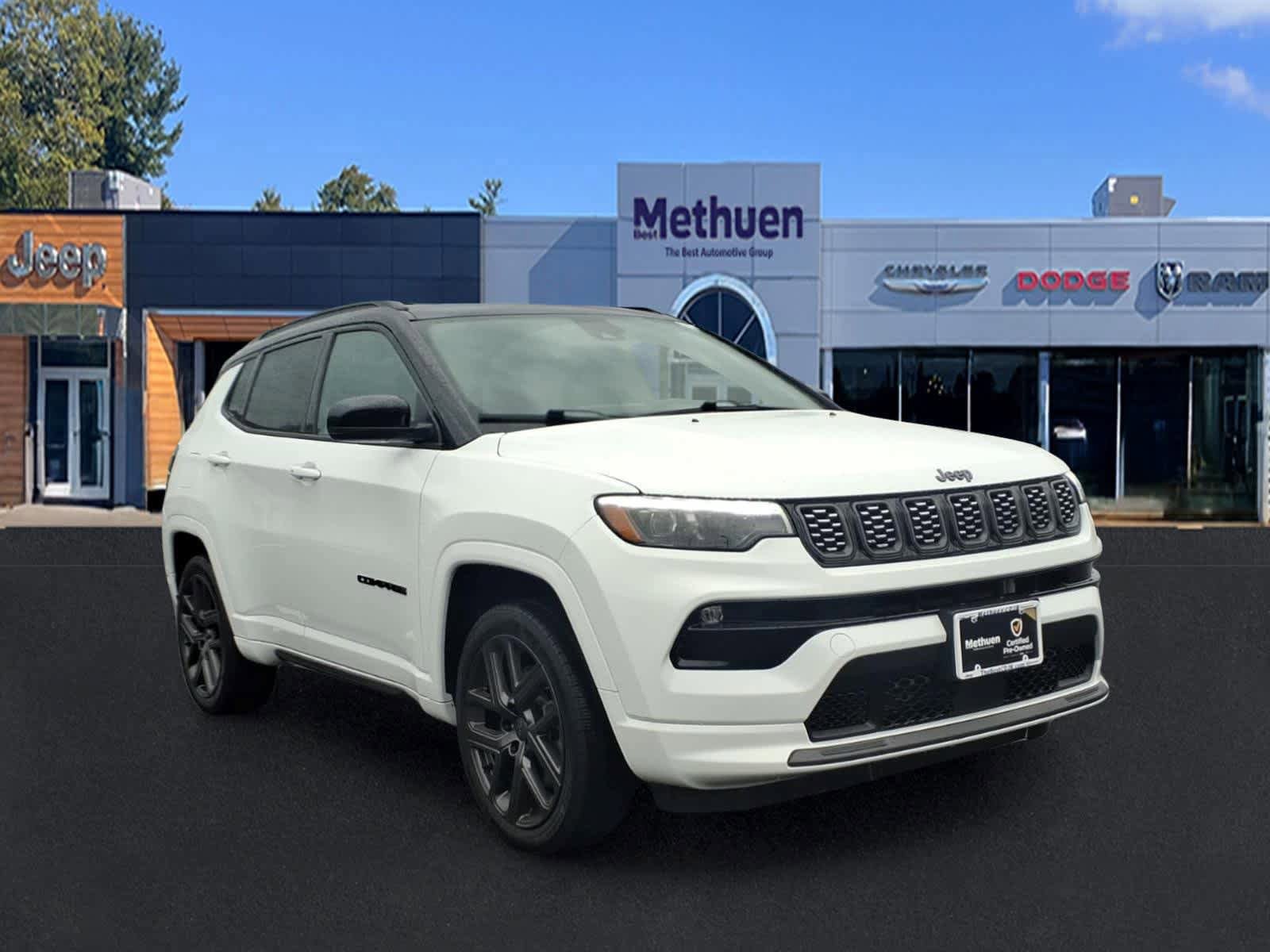 Used 2024 Jeep Compass Limited w/ High Altitude Package AWD/4WD image 1