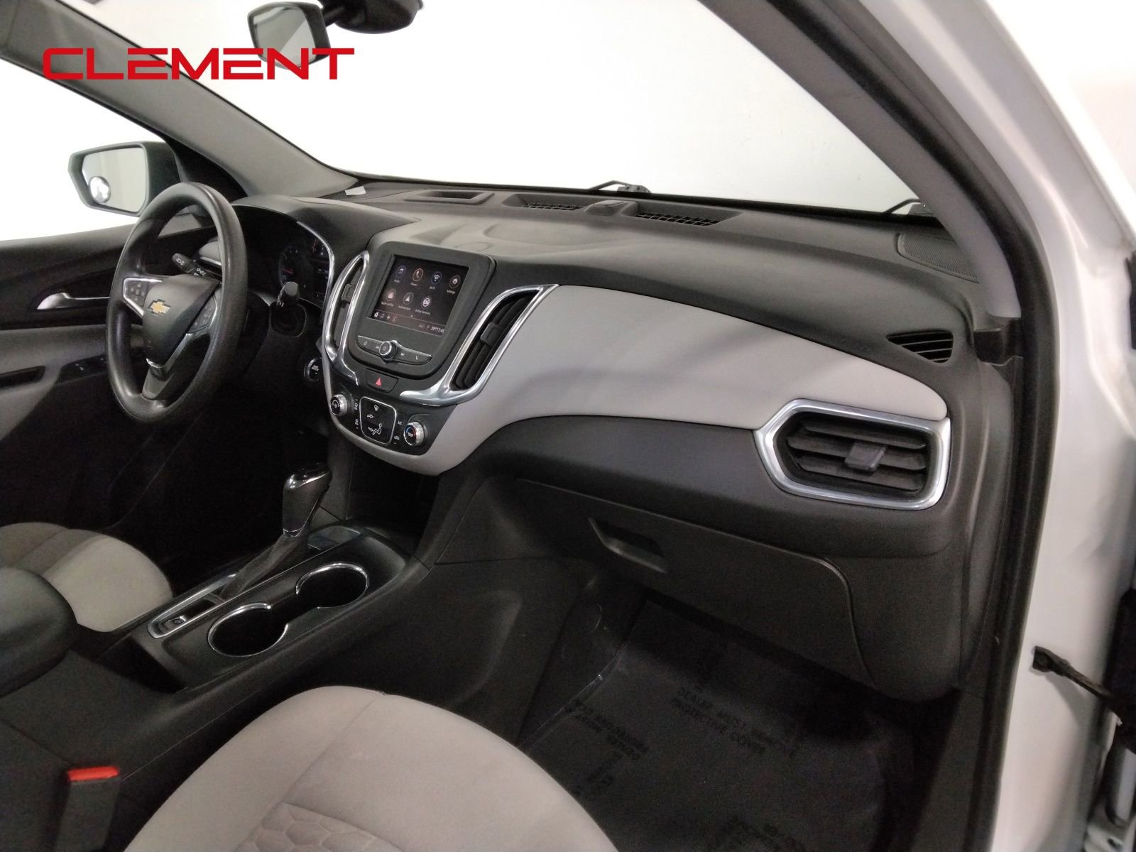 Used 2020 Chevrolet Equinox LS image 41