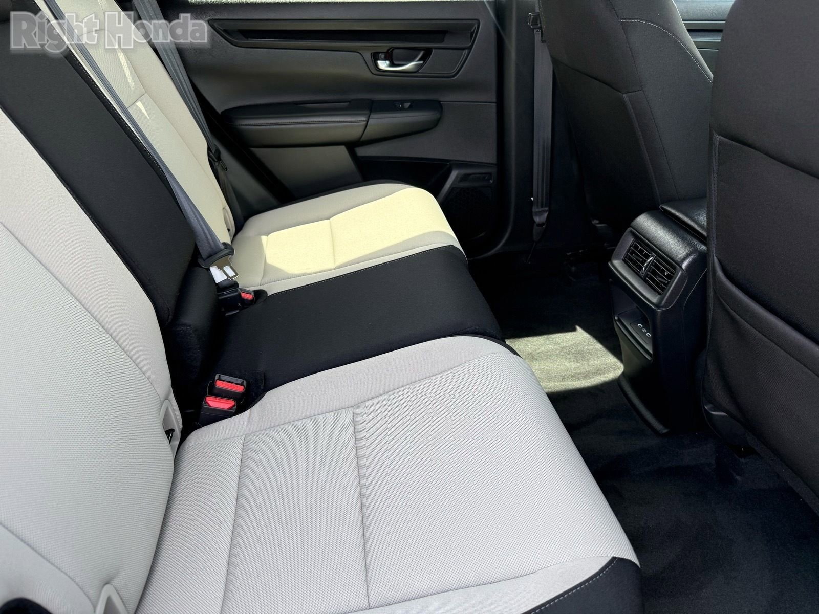 Used 2024 Honda CR-V EX image 29