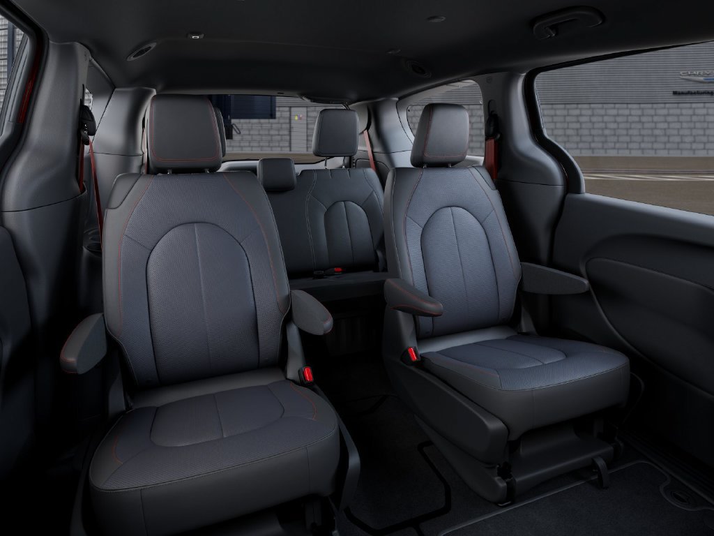 New 2027 Chrysler Pacifica Select AWD/4WD image 16