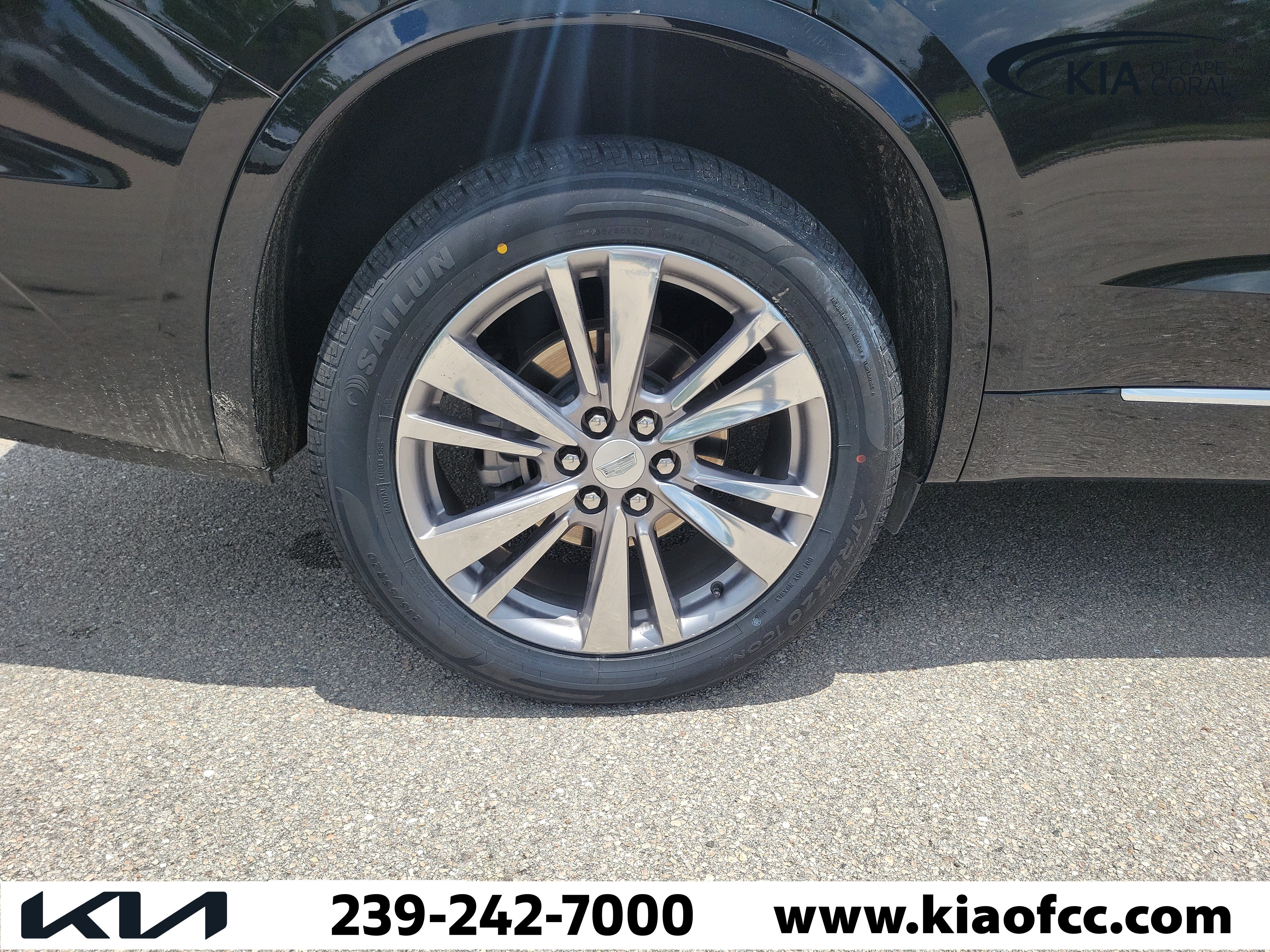 Used 2023 Cadillac XT6 Premium Luxury AWD/4WD image 9