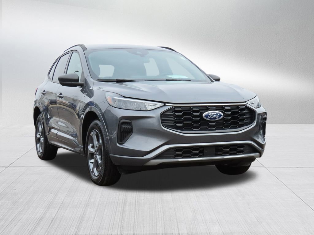Used 2024 Ford Escape ST-Line w/ Tech Pack #1 image 3