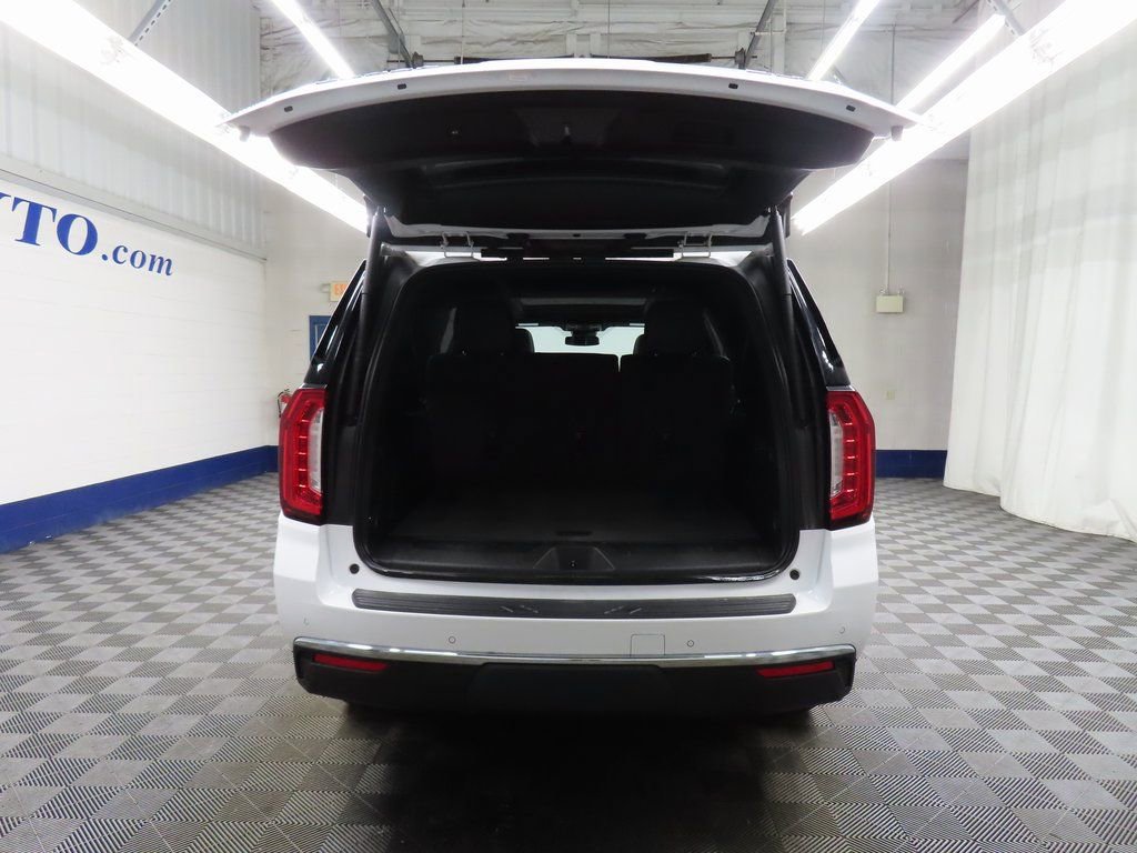 Used 2024 GMC Yukon XL SLT w/ SLT Premium Package image 36