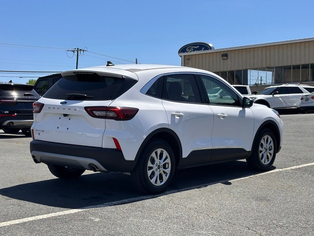 Used 2024 Ford Escape Active image 8