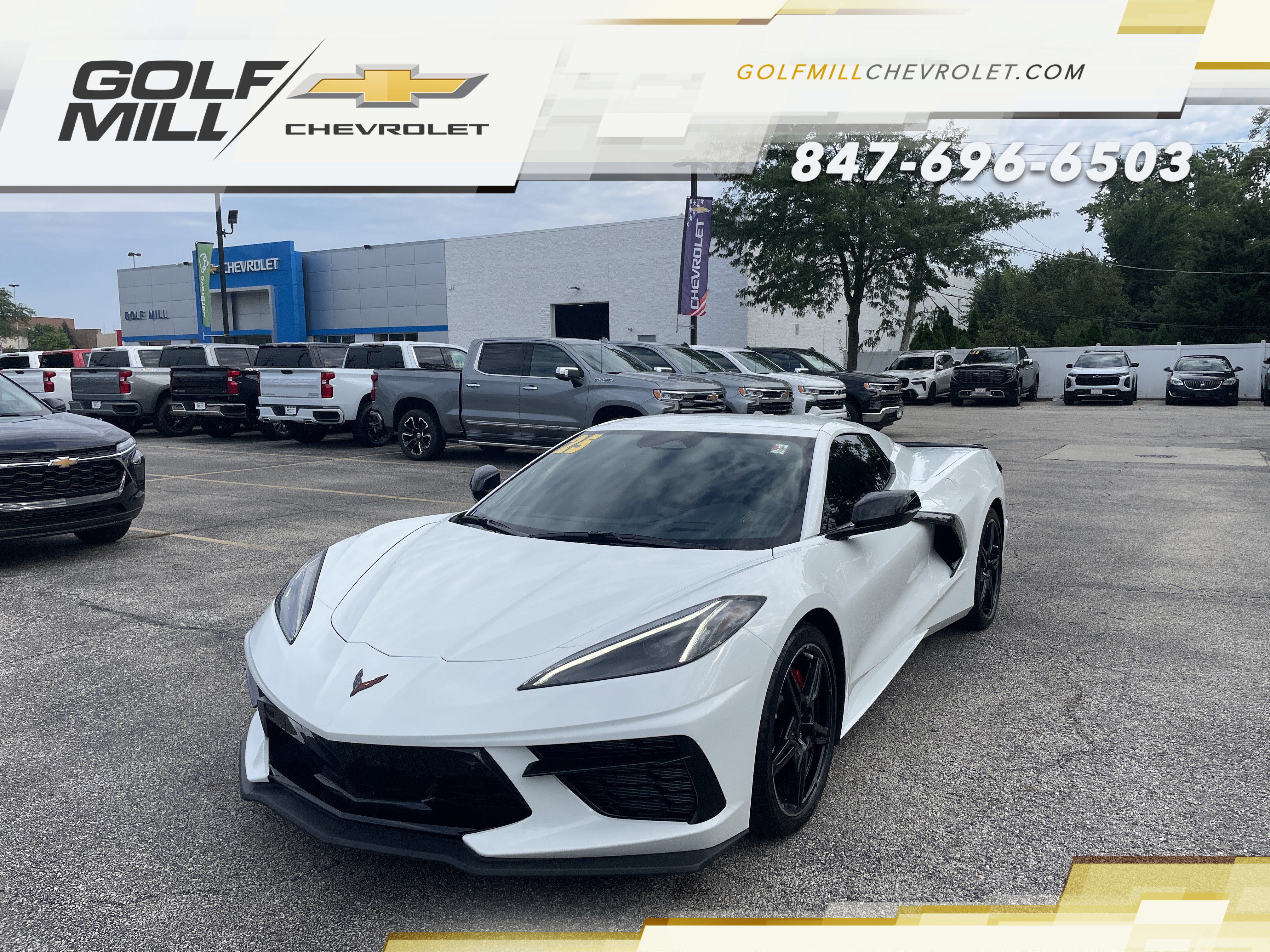 Used 2025 Chevrolet Corvette Stingray Preferred Conv w/ Stealth Interior Trim Package RWD image 1