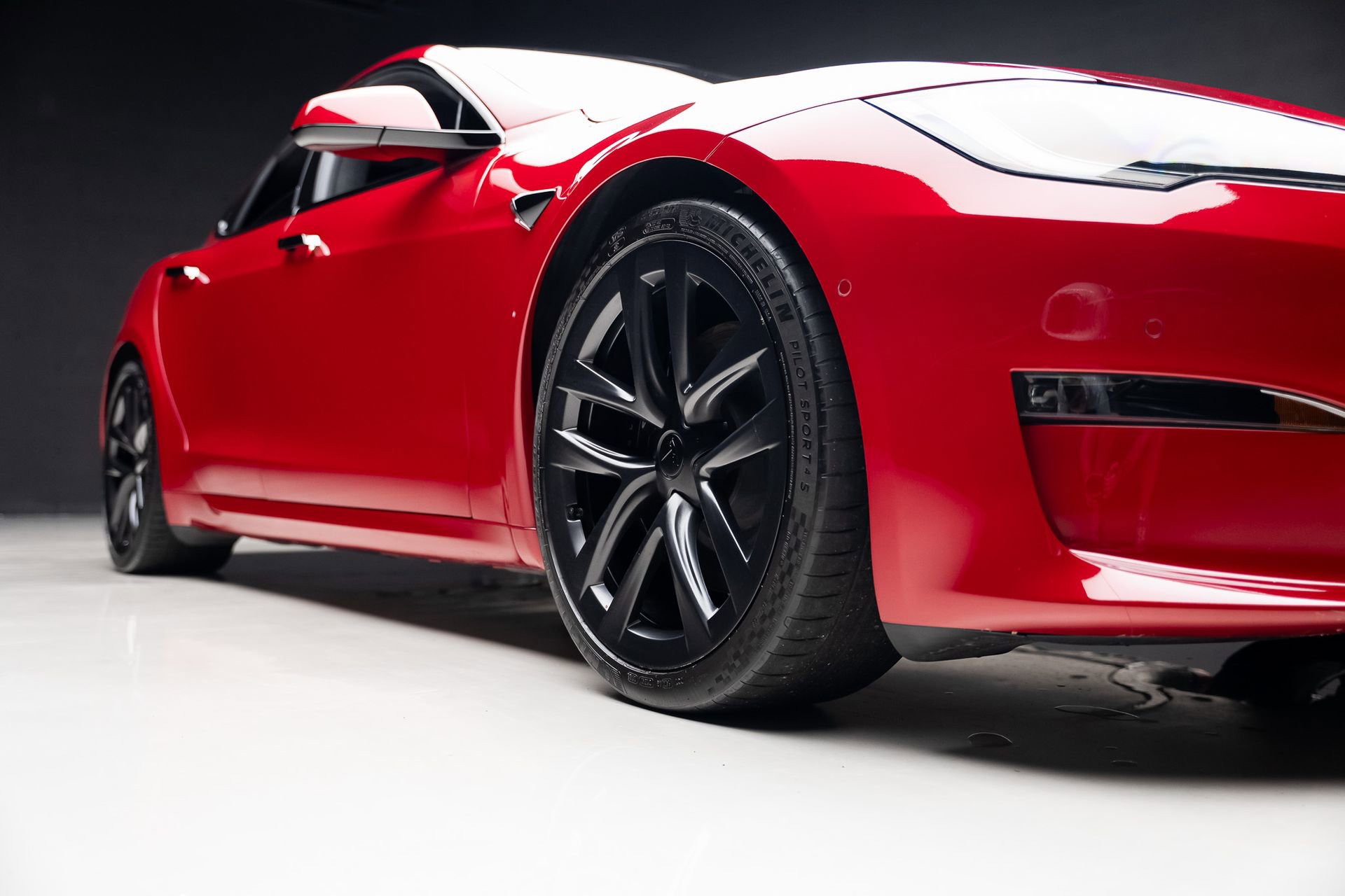 Used 2022 Tesla Model S Plaid image 70