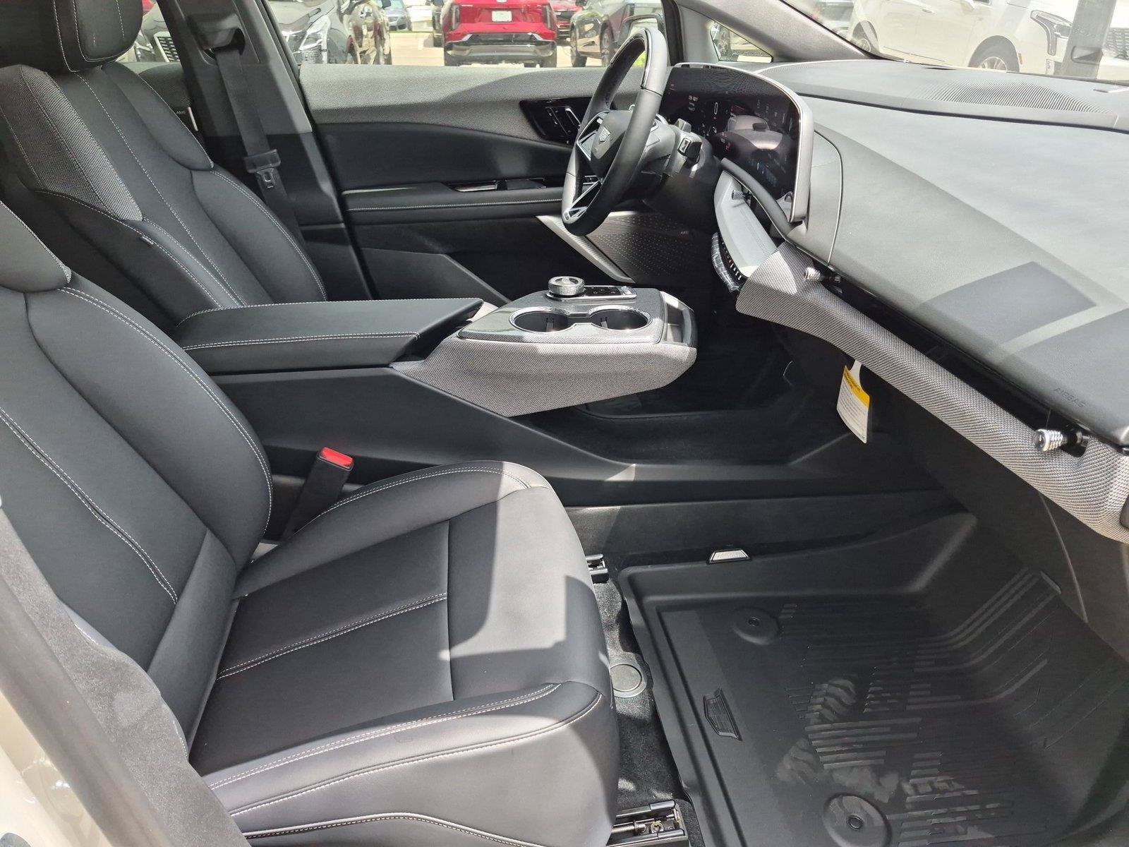 New 2027 Cadillac Optiq Luxury RWD image 28