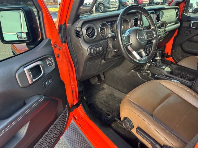 Used 2020 Jeep Wrangler Unlimited Sahara AWD/4WD image 13