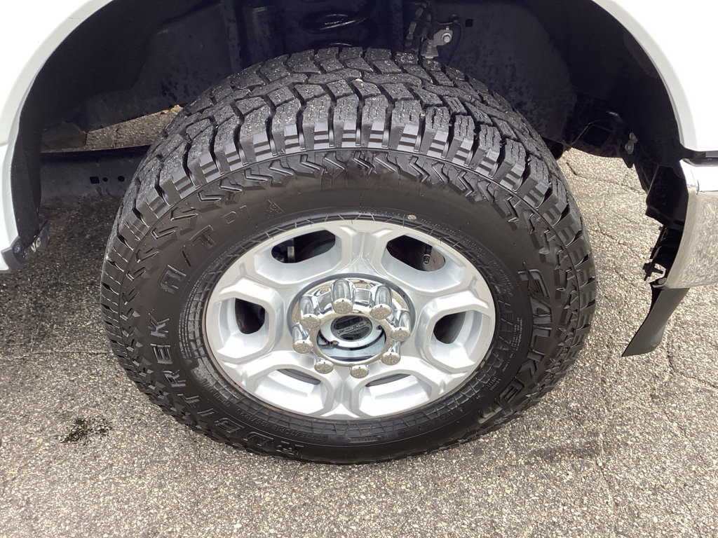 Used 2026 Ford F350 XLT AWD/4WD image 7
