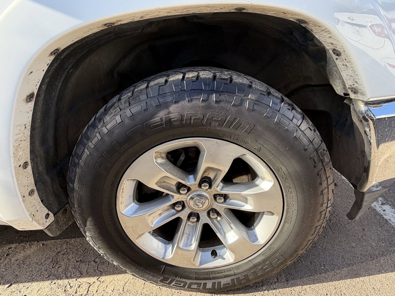 Used 2020 RAM 1500 Laramie RWD image 4