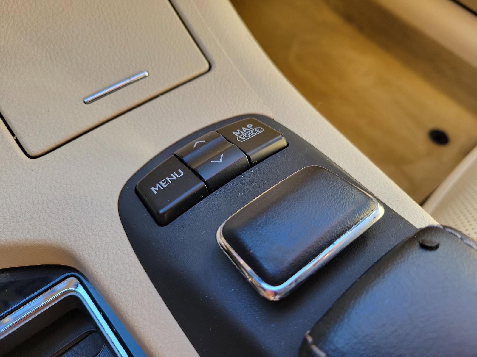 Used 2013 Lexus ES 350 w/ Luxury Pkg image 25