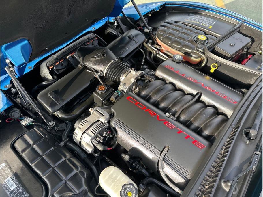 Used 2000 Chevrolet Corvette Coupe w/ Memory Pkg image 24