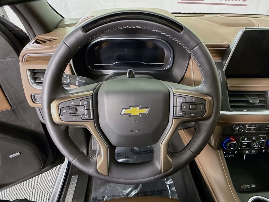 Used 2024 Chevrolet Suburban High Country w/ Advanced Technology Package AWD/4WD image 20