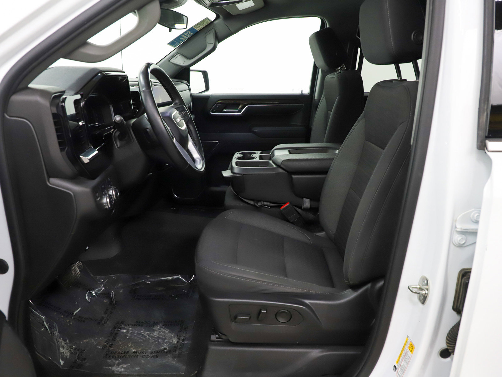 Used 2023 GMC Sierra 1500 SLE image 17