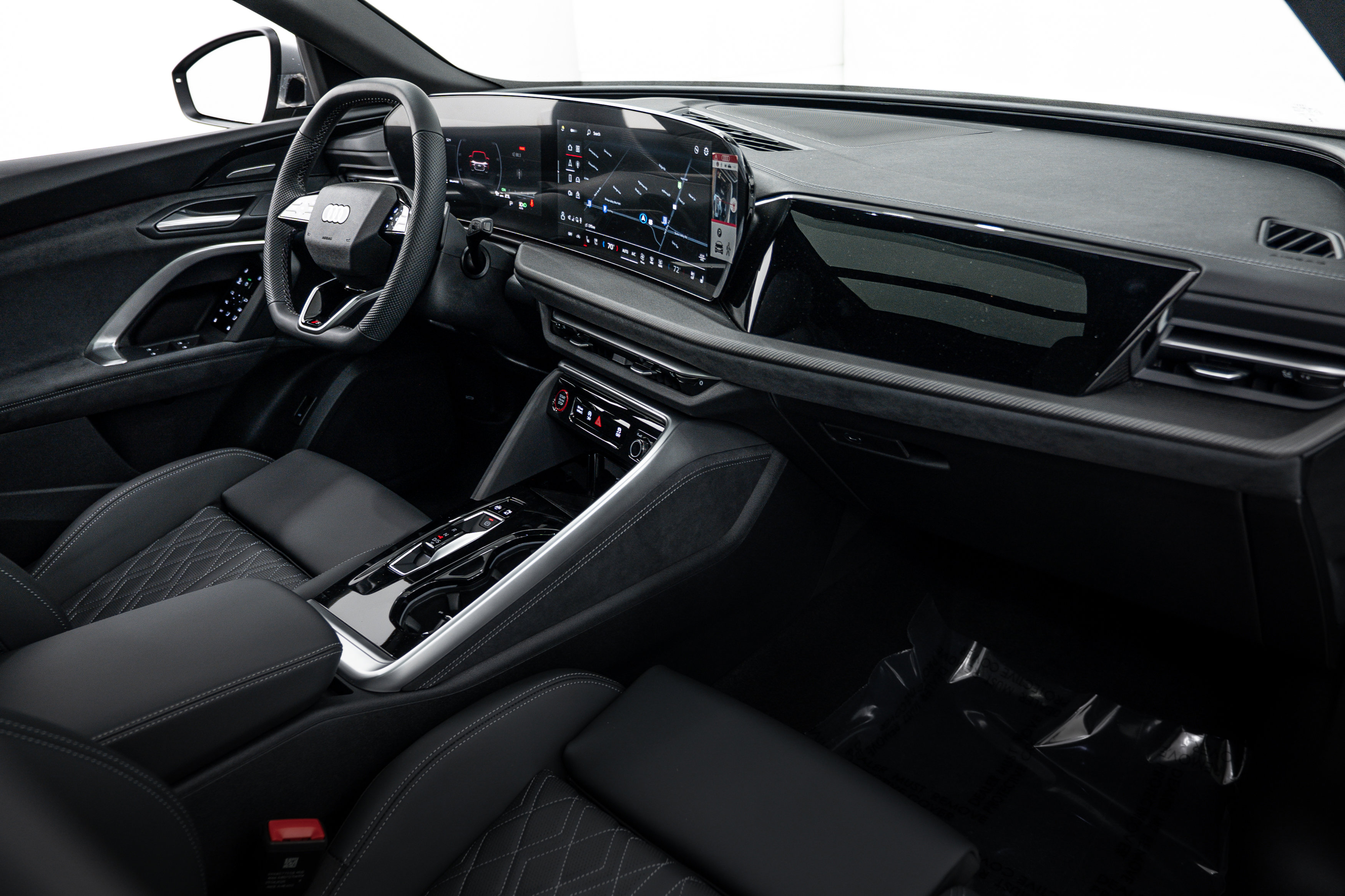 New 2025 Audi SQ5 Premium Plus image 8