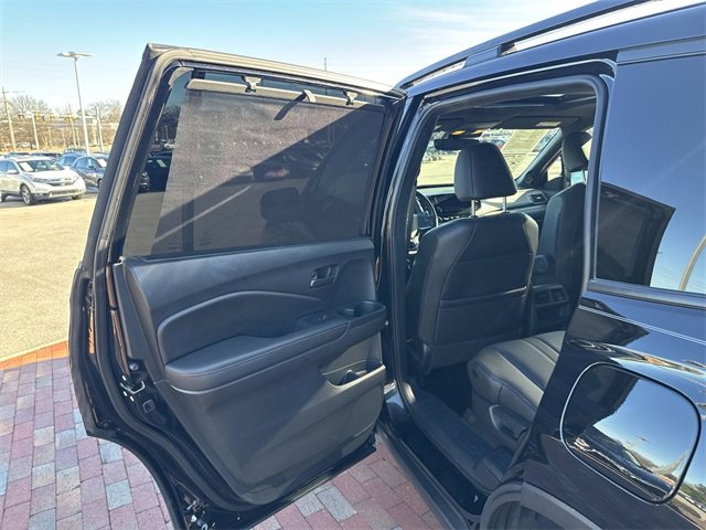 Certified 2023 Honda Passport TrailSport image 27