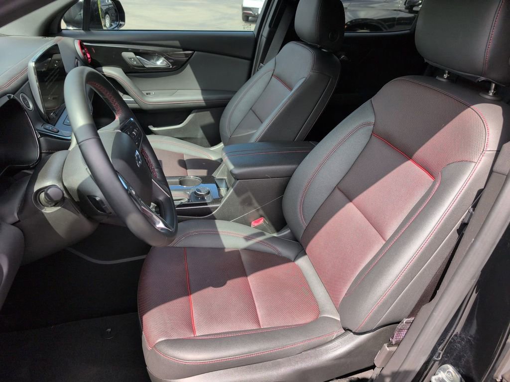 Used 2025 Chevrolet Blazer RS AWD/4WD image 25