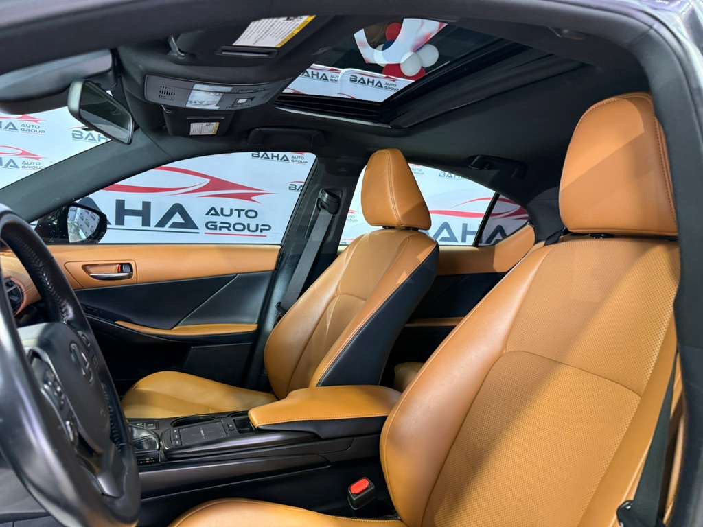 Used 2024 Lexus IS 350 F Sport RWD image 32