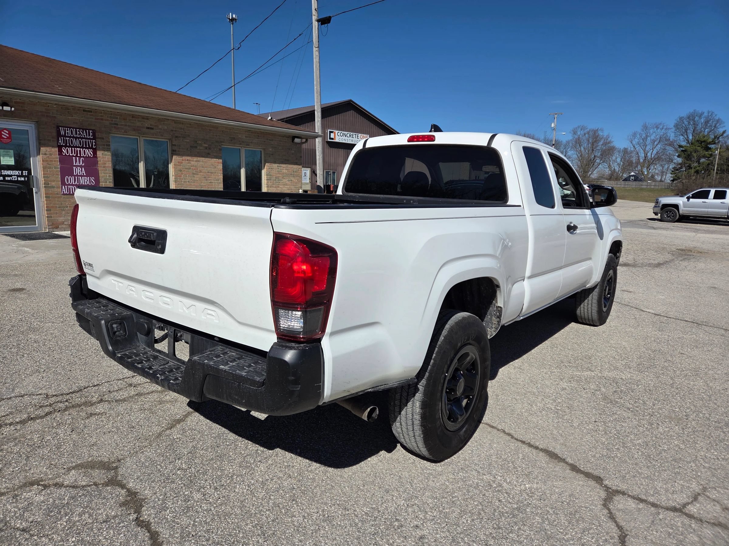 Used 2021 Toyota Tacoma SR RWD image 5