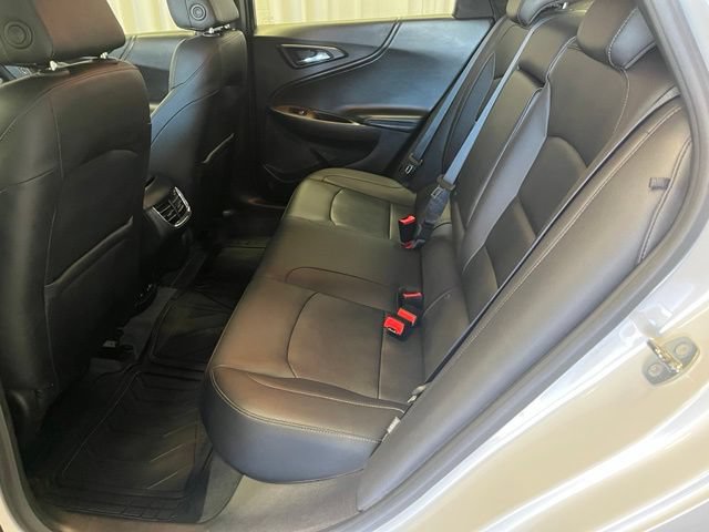 Used 2018 Chevrolet Malibu LT w/ Leather Package FWD image 25