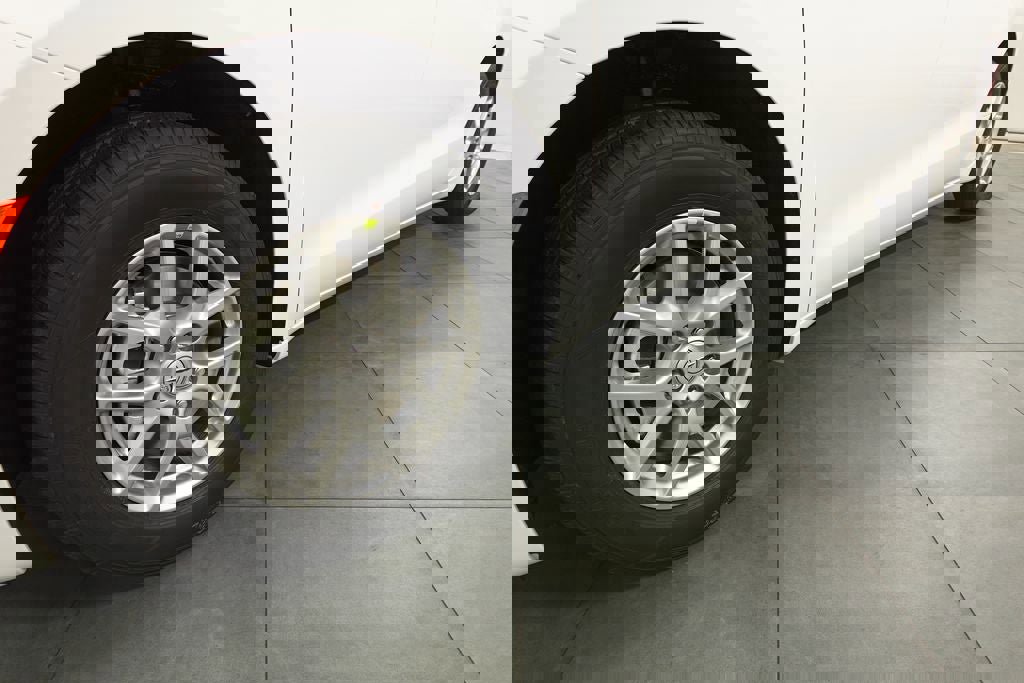 New 2026 Chrysler Pacifica Select image 29