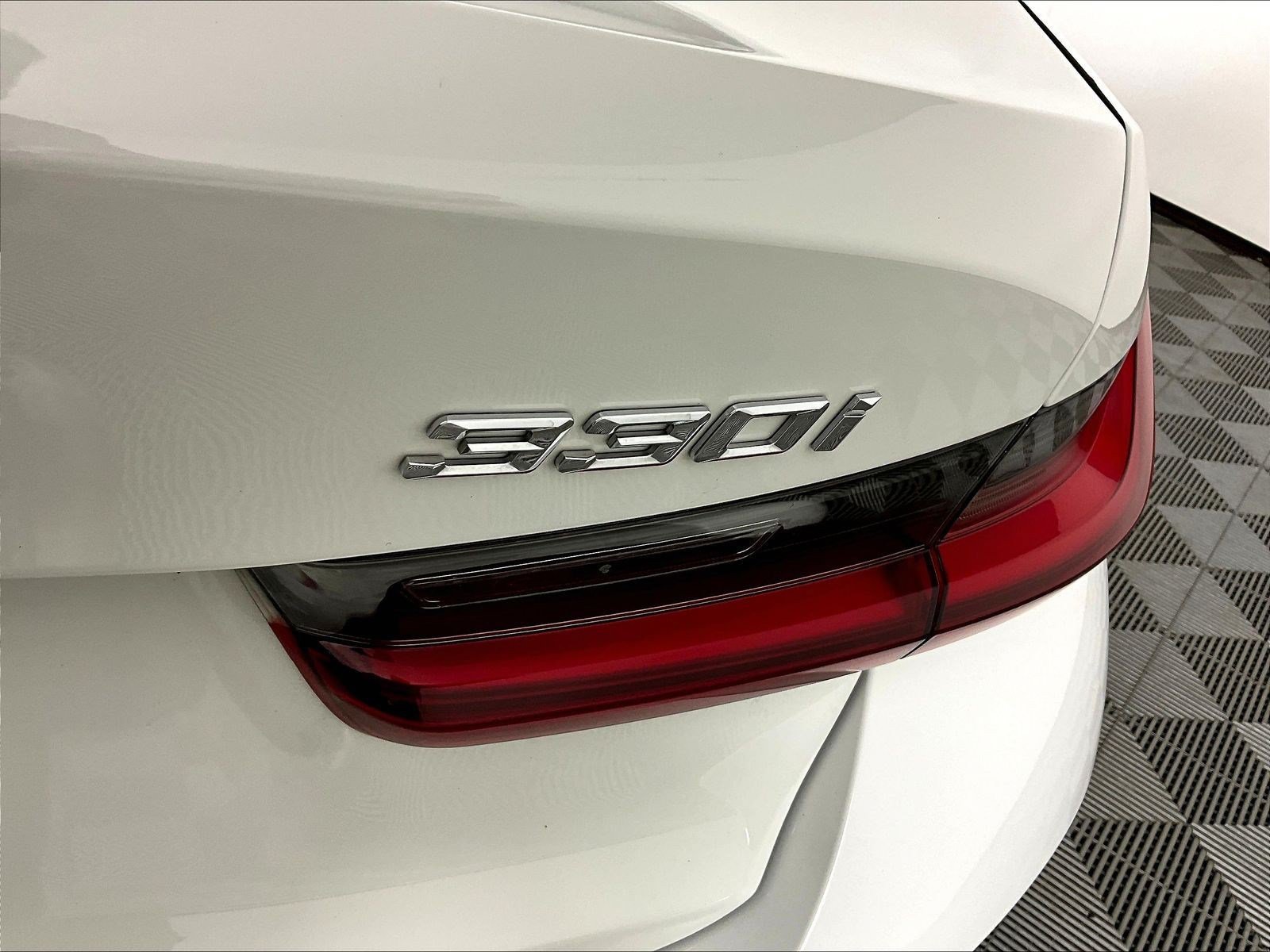 Used 2025 BMW 330i Sedan RWD image 24