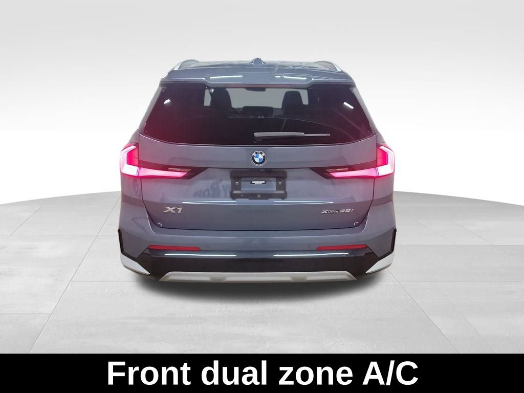 Used 2023 BMW X1 xDrive28i w/ Premium Package image 6