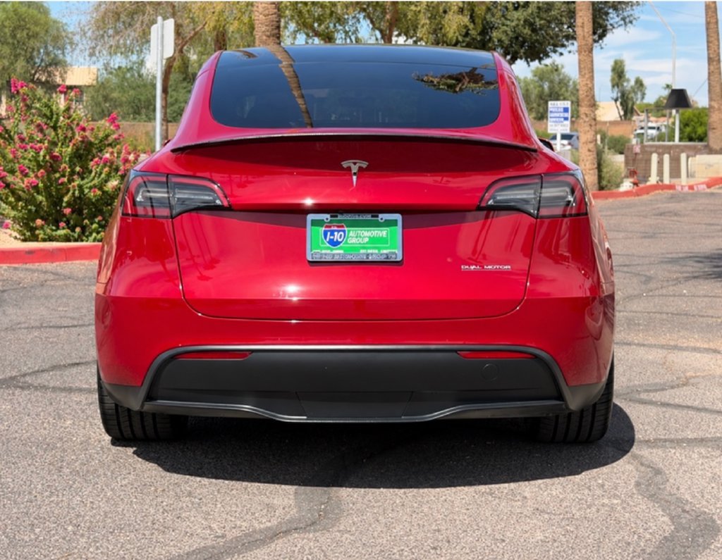 Used 2023 Tesla Model Y Performance AWD/4WD image 6
