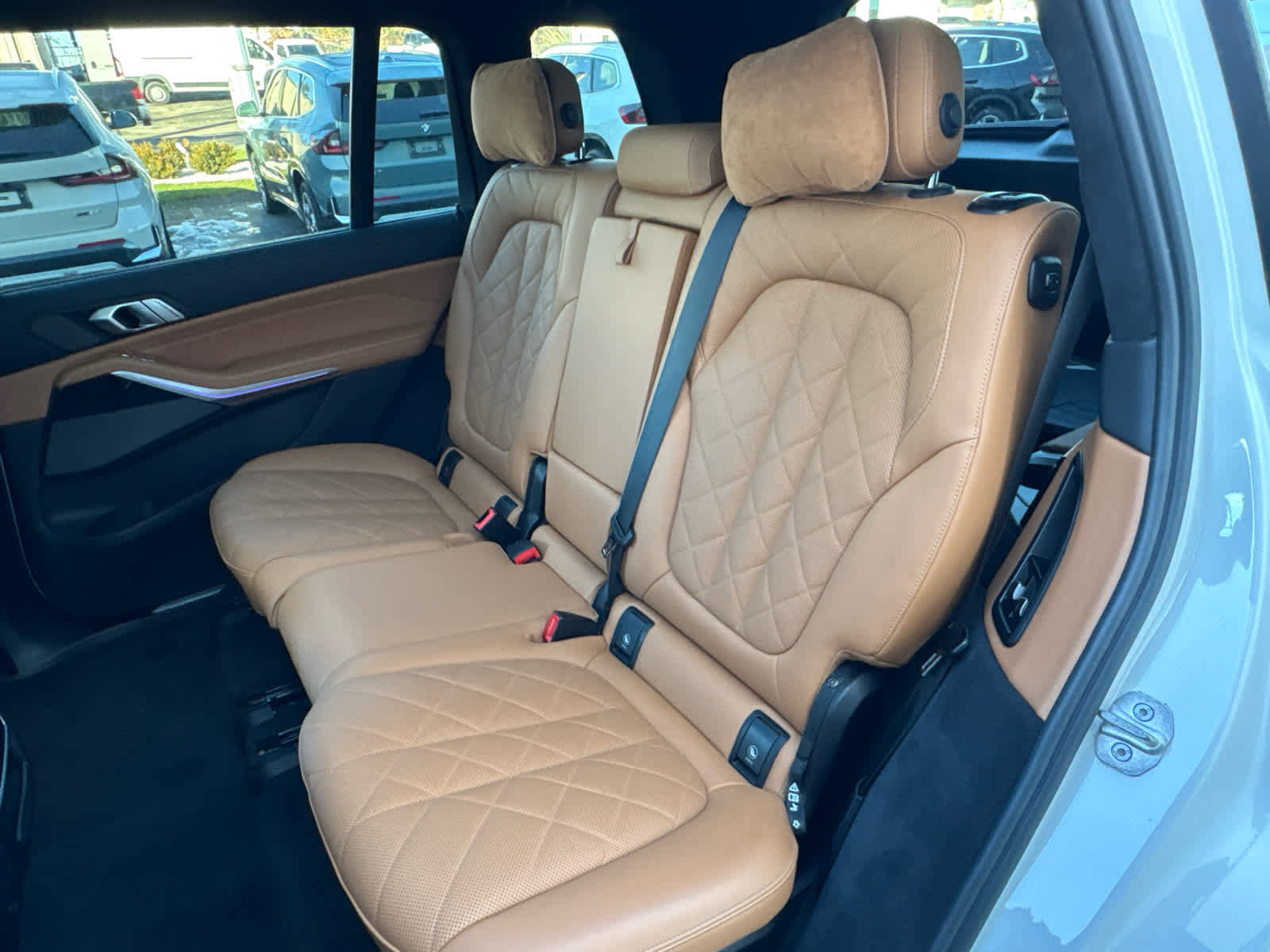 Certified 2023 BMW X7 xDrive40i w/ M Sport Package image 15