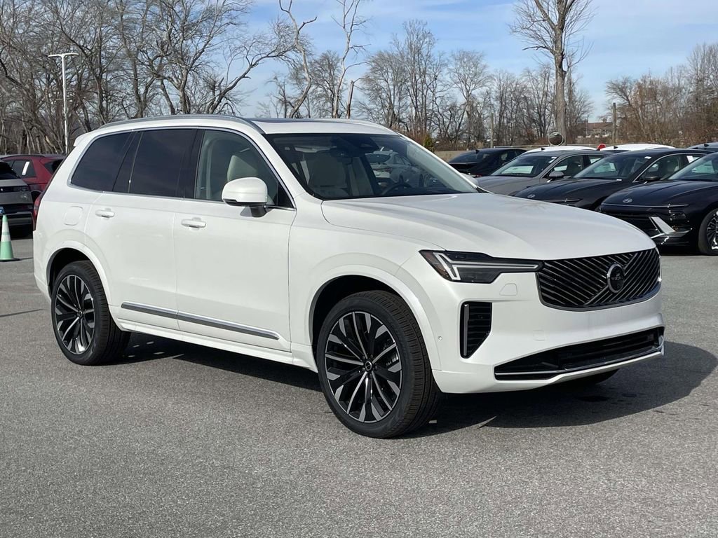 New 2026 Volvo XC90 B6 Ultra w/ Protection Package