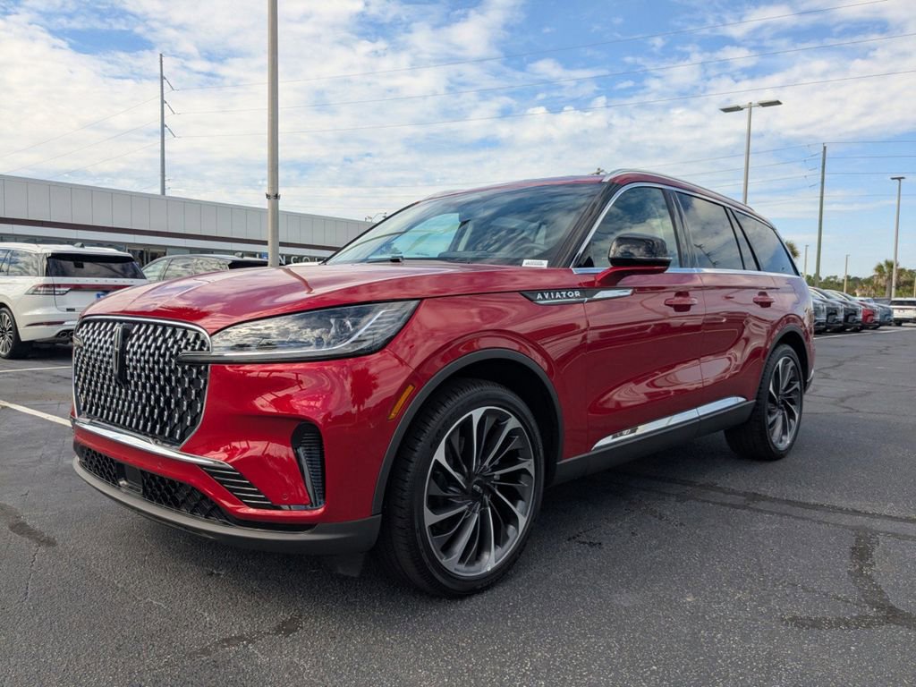 New 2025 Lincoln Aviator Reserve w/ Luxury Package image 8