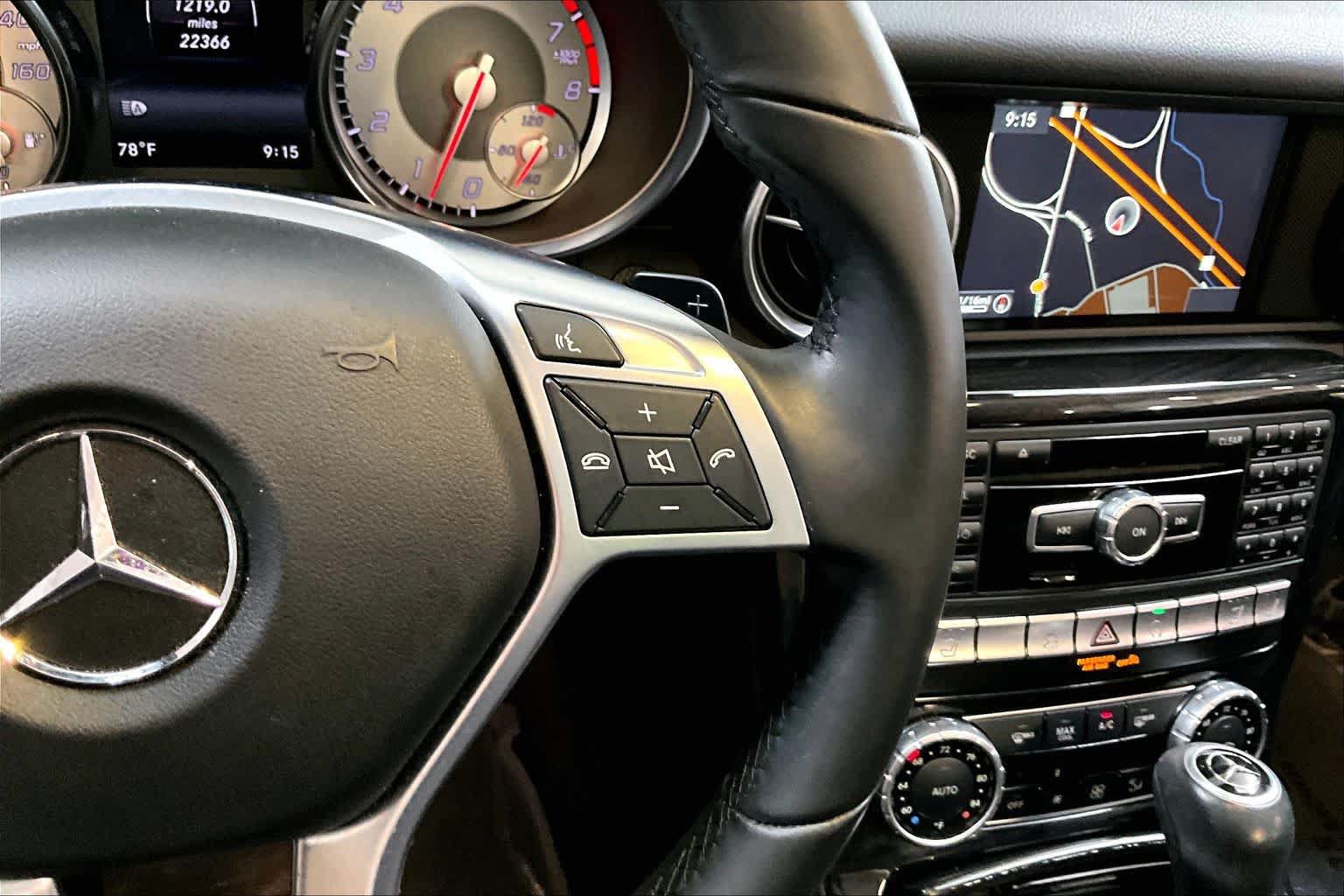 Used 2016 Mercedes-Benz SLK 350 image 4