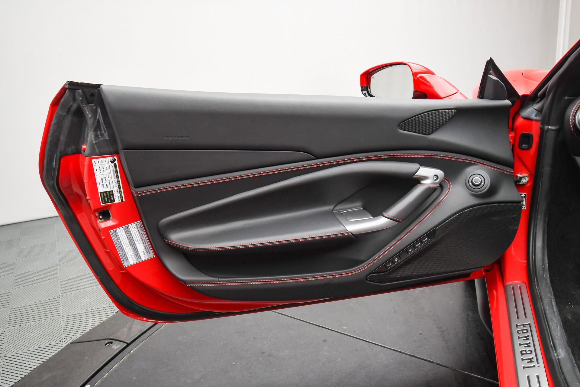 Used 2021 Ferrari F8 Tributo image 46