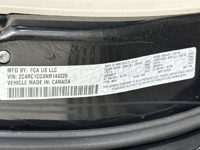 Used 2022 Chrysler Voyager LX FWD image 37