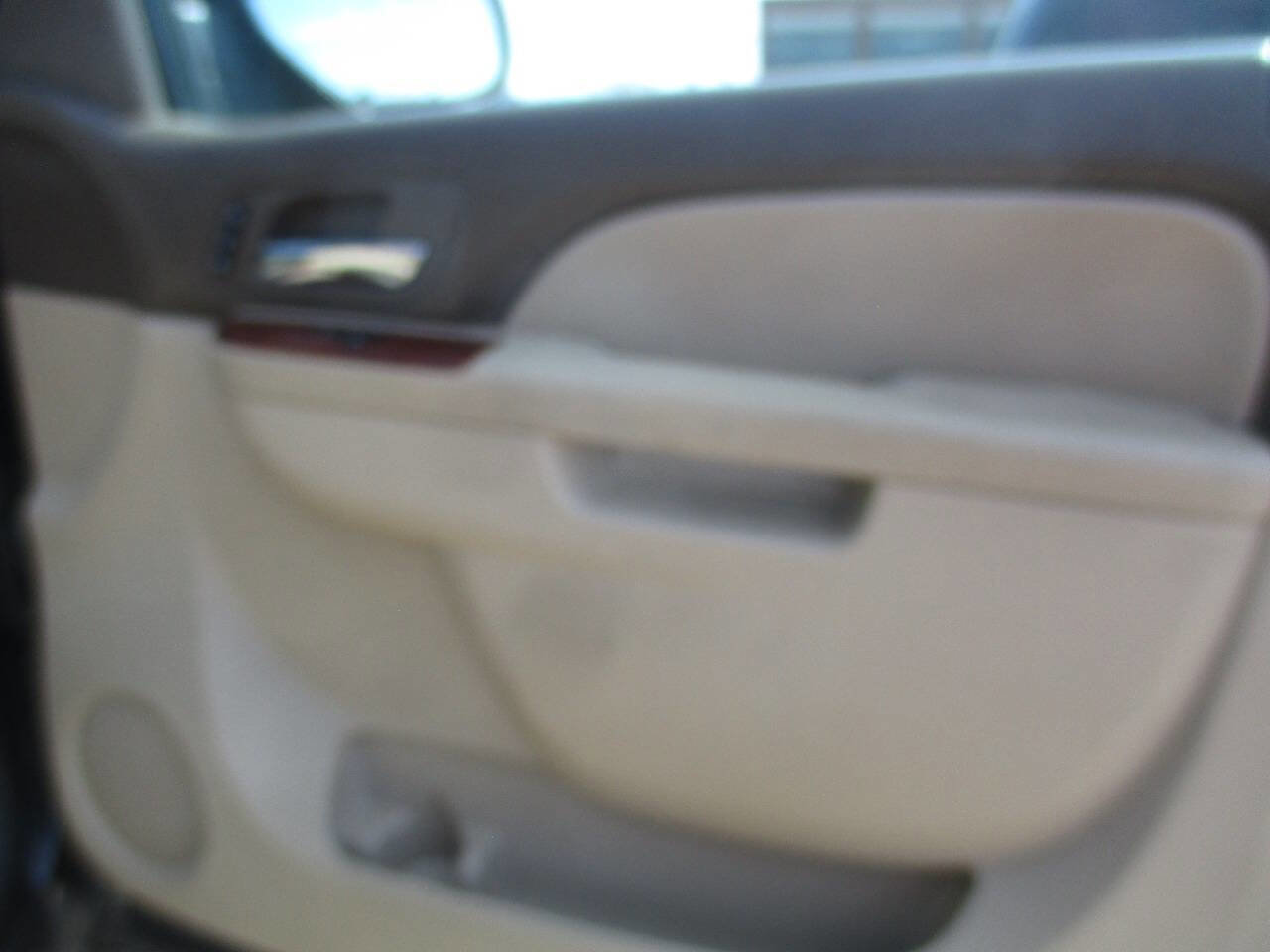 Used 2013 Chevrolet Silverado 2500 LTZ w/ LTZ Plus Package image 32