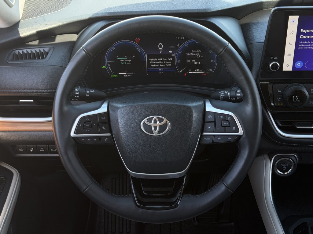 Used 2025 Toyota Grand Highlander AWD Hybrid image 15