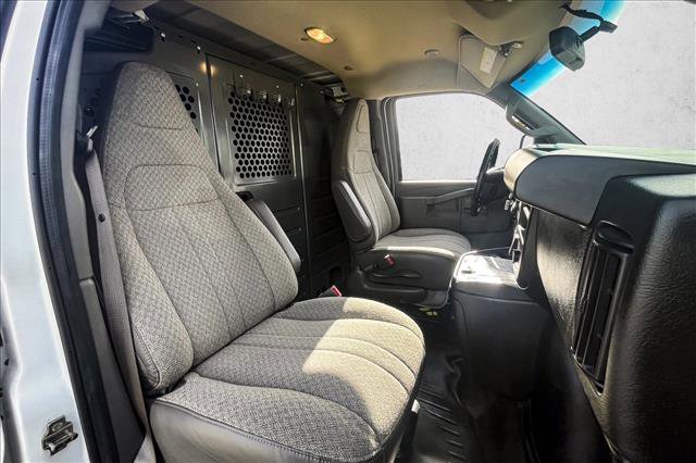 Used 2022 Chevrolet Express 2500 w/ Driver Convenience Package image 20