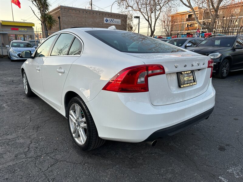 Used 2011 Volvo S60 T6 AWD/4WD image 7