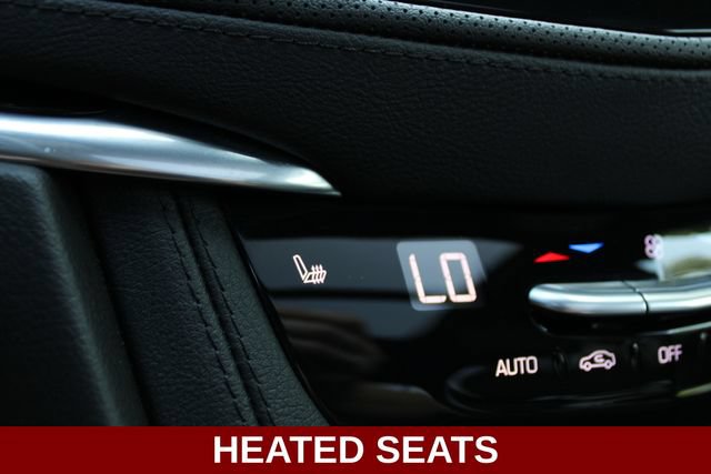 Used 2025 Cadillac XT6 Luxury AWD/4WD image 5