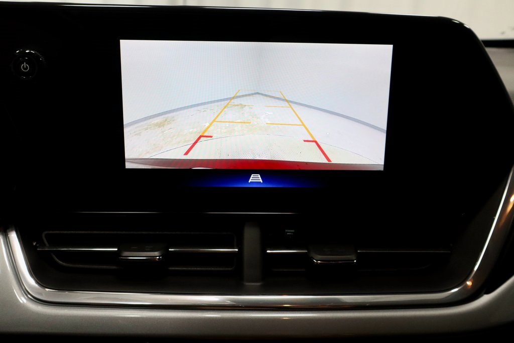 Used 2024 Chevrolet Trax LT w/ Driver Confidence Package image 2