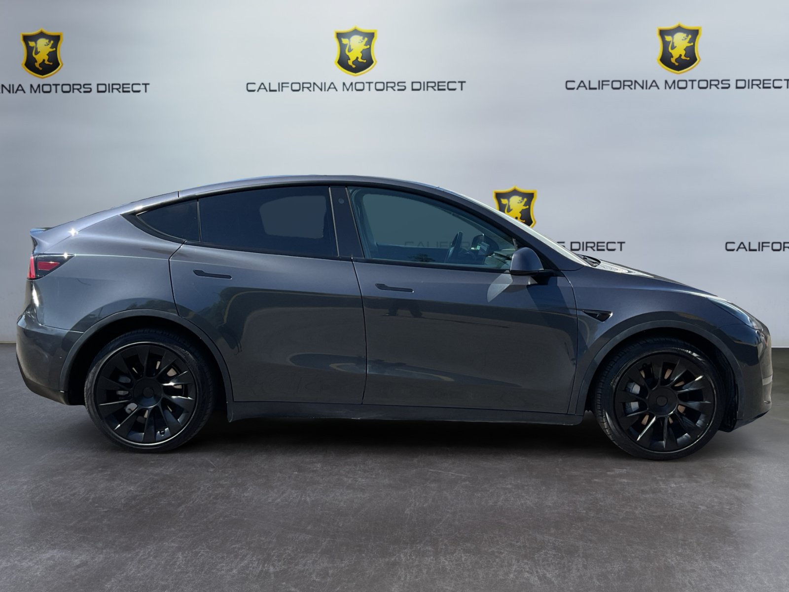 Used 2022 Tesla Model Y Long Range AWD/4WD image 4