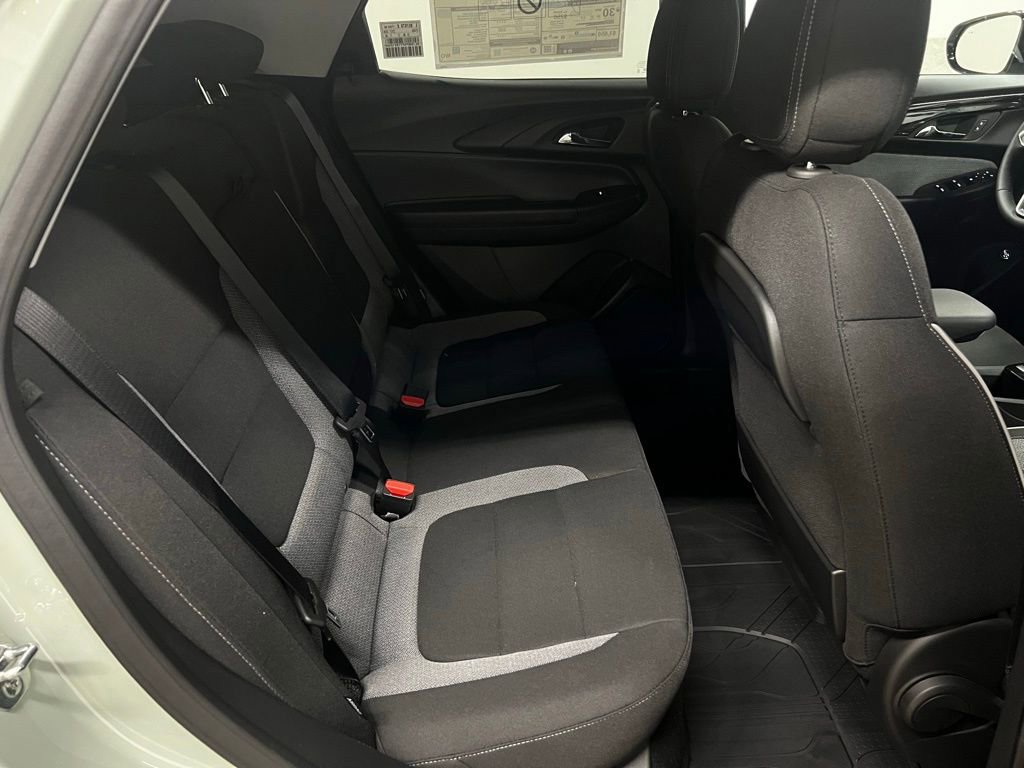 New 2026 Chevrolet TrailBlazer LT w/ Convenience Package FWD image 32