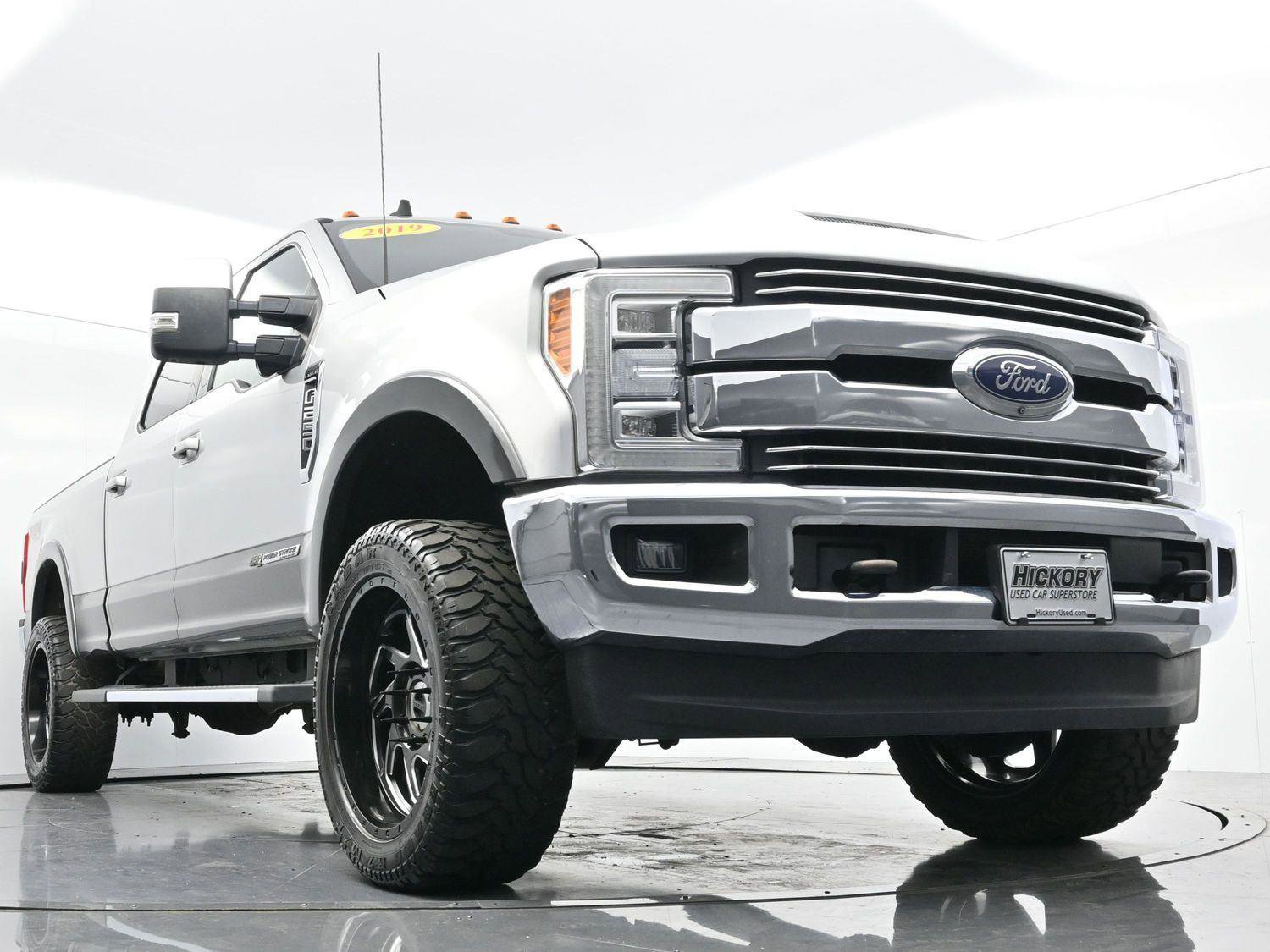 Used 2019 Ford F250 Lariat w/ Lariat Ultimate Package image 51