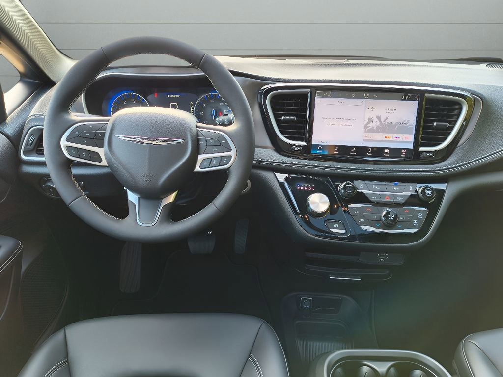 New 2026 Chrysler Pacifica Select image 23