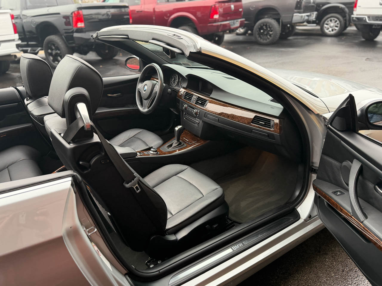 Used 2008 BMW 328i Convertible image 26