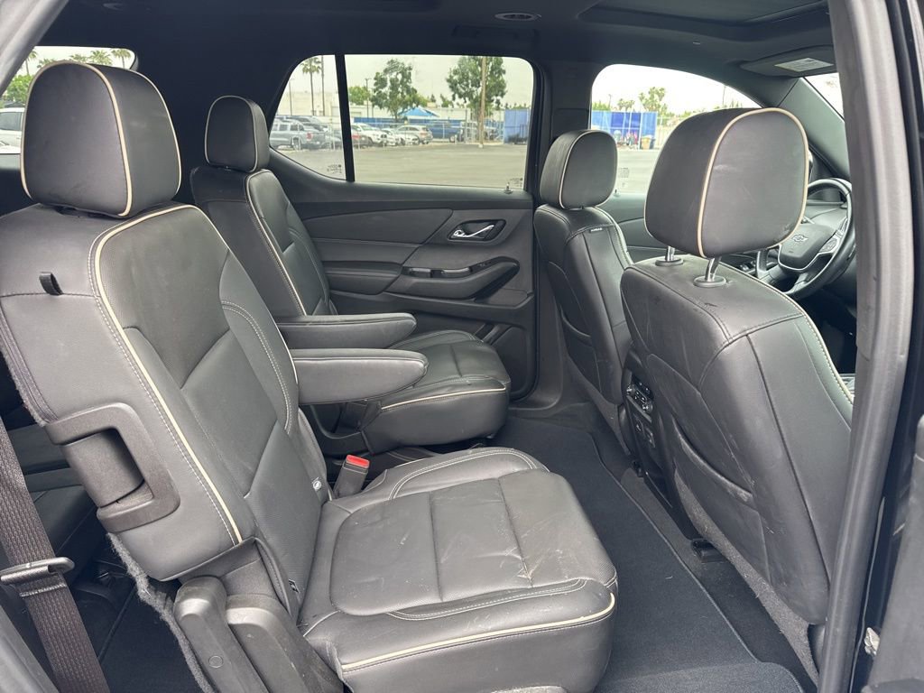 Certified 2023 Chevrolet Traverse Premier w/ Redline Edition FWD image 8