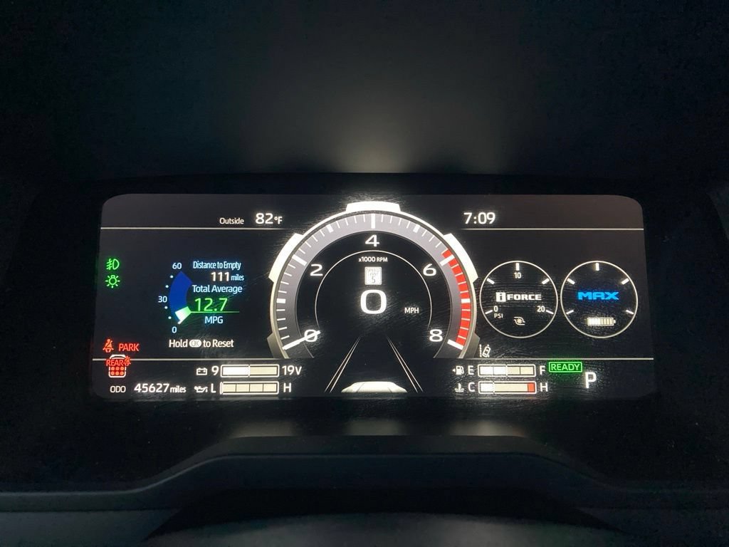 Certified 2023 Toyota Sequoia SR5 w/ SR5 Premium Package AWD/4WD image 18