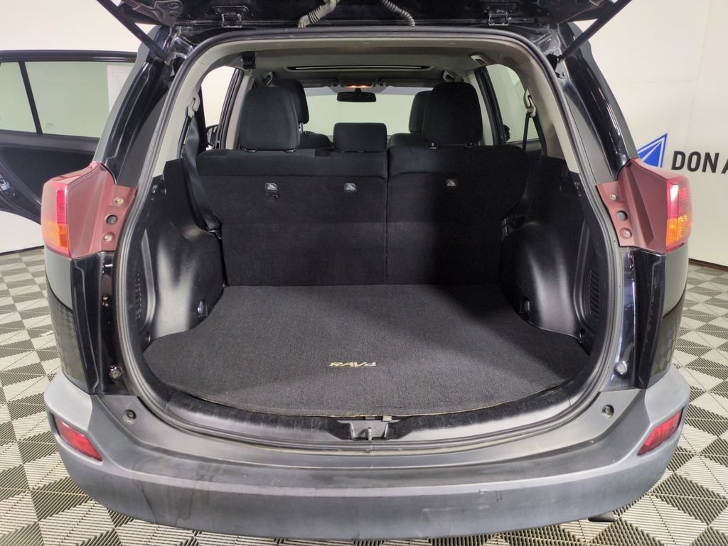 Used 2014 Toyota RAV4 XLE AWD/4WD image 23