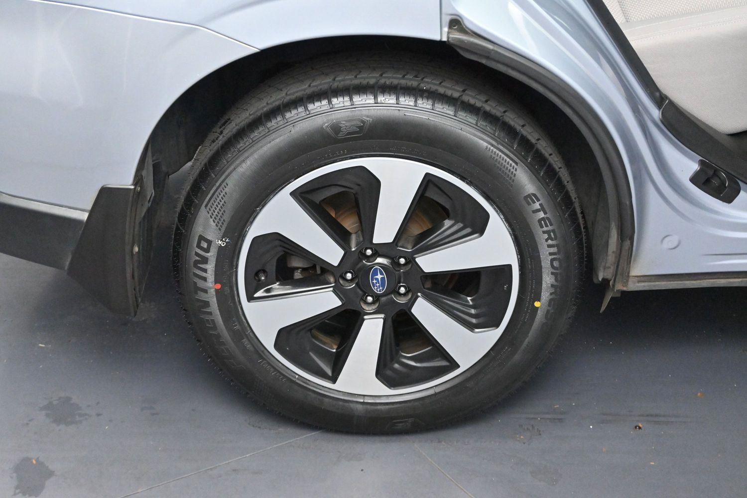 Used 2018 Subaru Forester 2.5i Premium AWD/4WD image 32