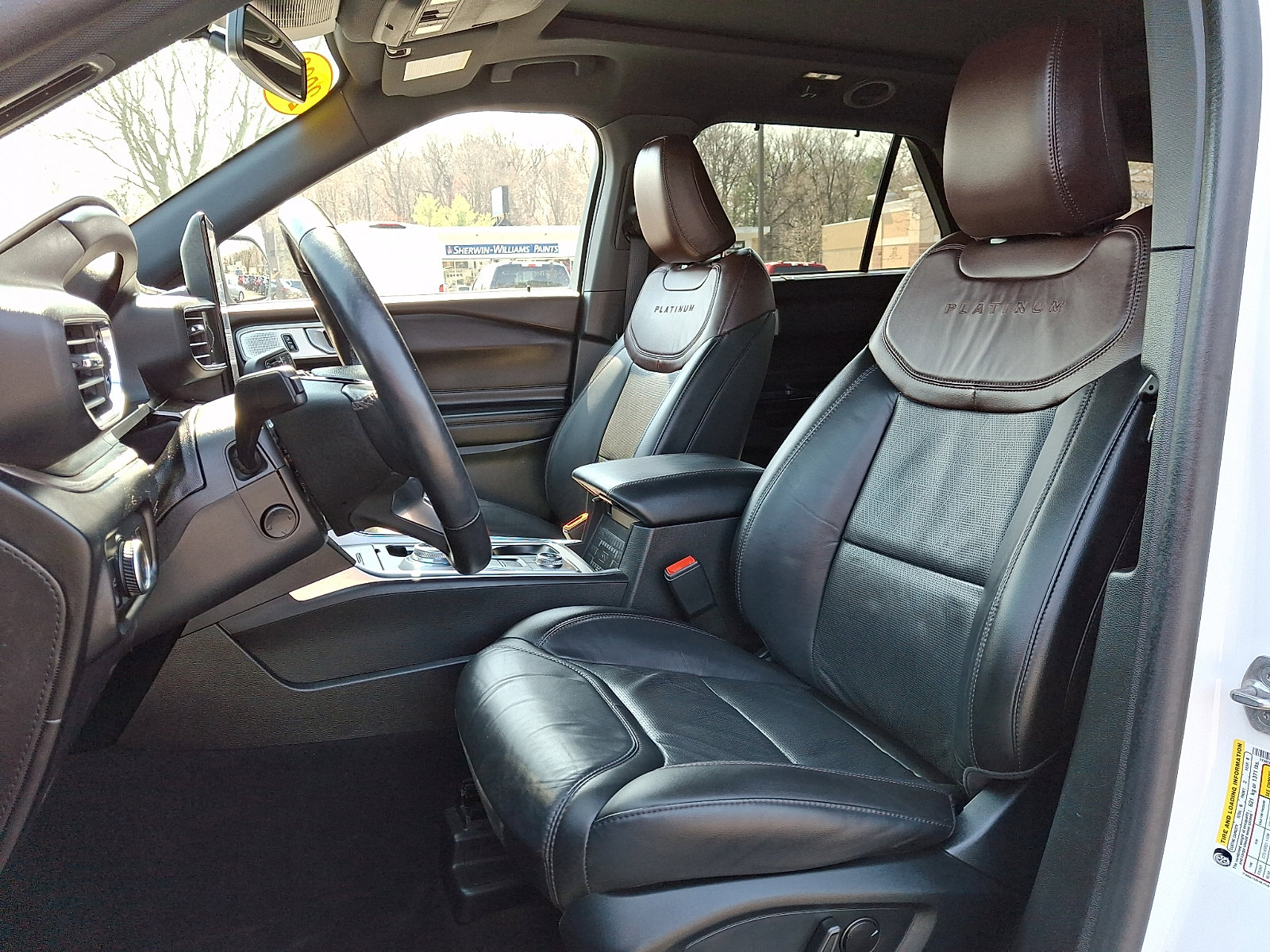 Used 2023 Ford Explorer Platinum w/ Technology Package image 13